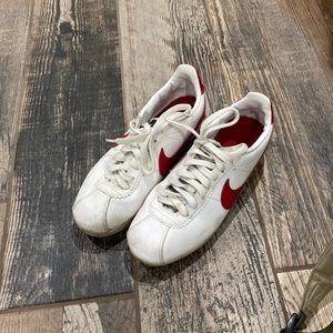 Nike cortez size 6.5